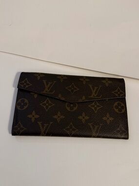 Vintage LV Wallet